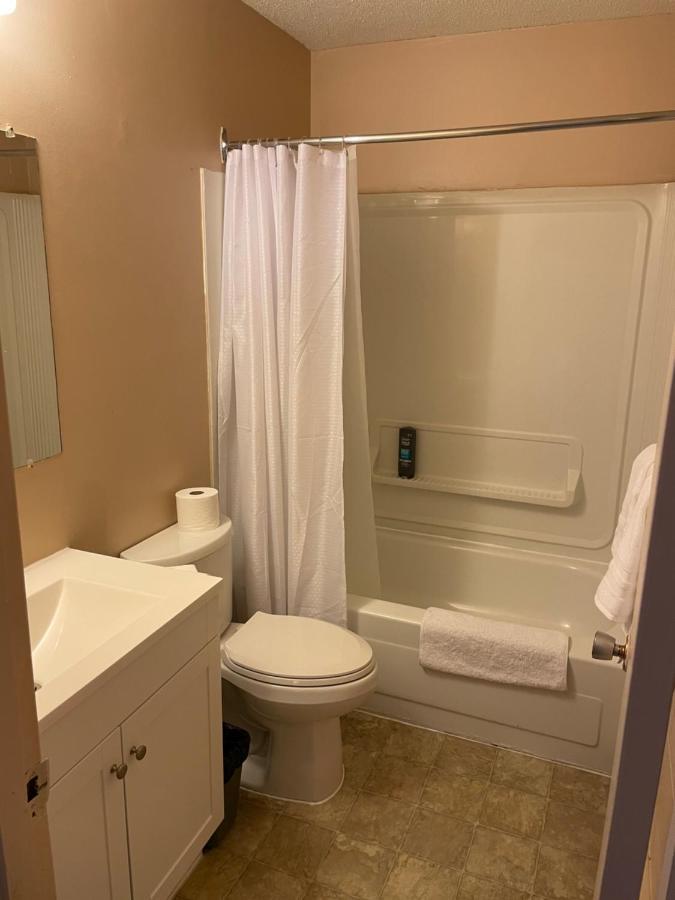 Matador Motel Drayton Valley Bagian luar foto