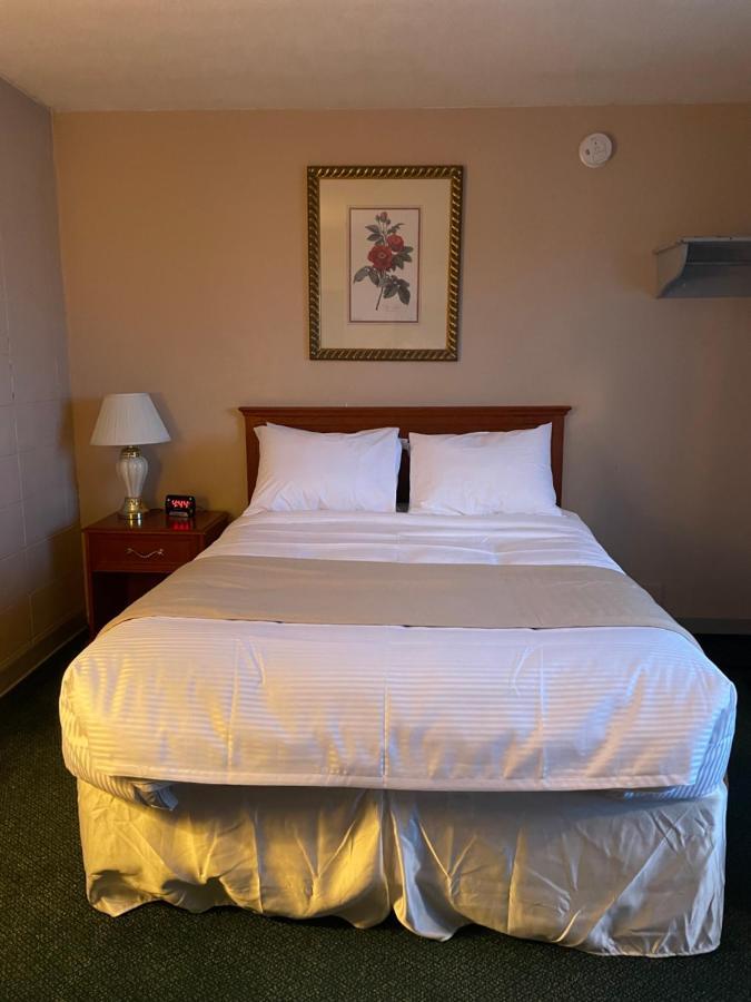 Matador Motel Drayton Valley Bagian luar foto