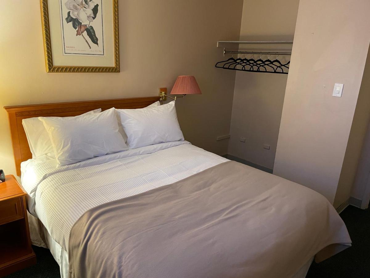 Matador Motel Drayton Valley Bagian luar foto
