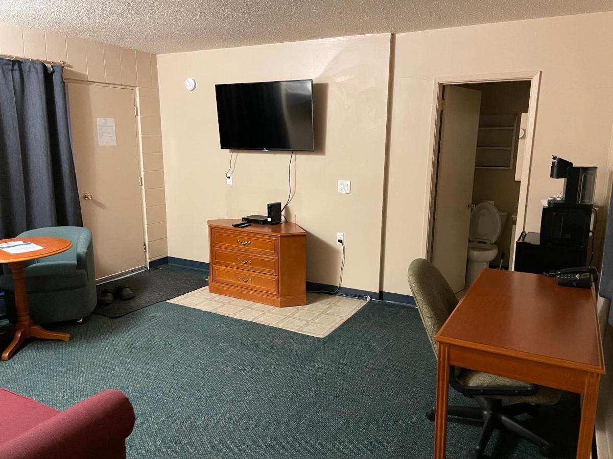 Matador Motel Drayton Valley Bagian luar foto