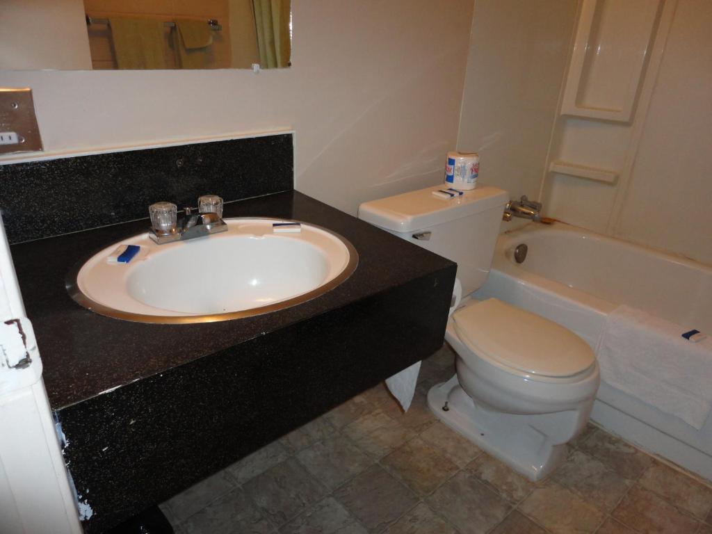 Matador Motel Drayton Valley Bagian luar foto