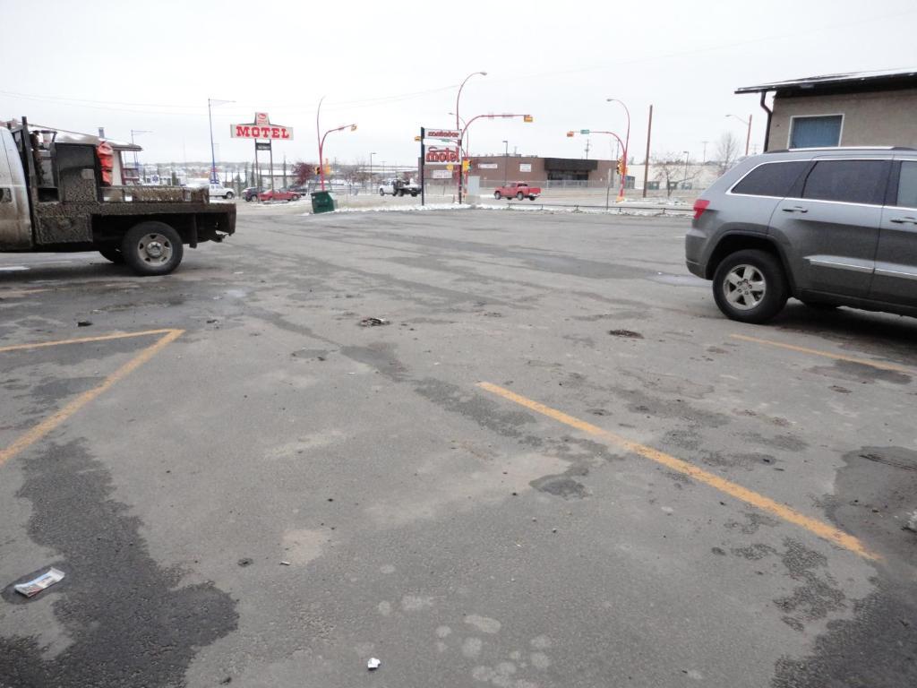 Matador Motel Drayton Valley Bagian luar foto