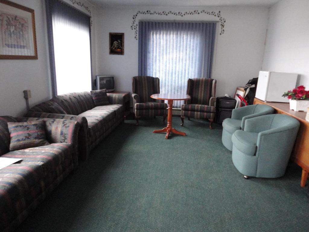 Matador Motel Drayton Valley Bagian luar foto